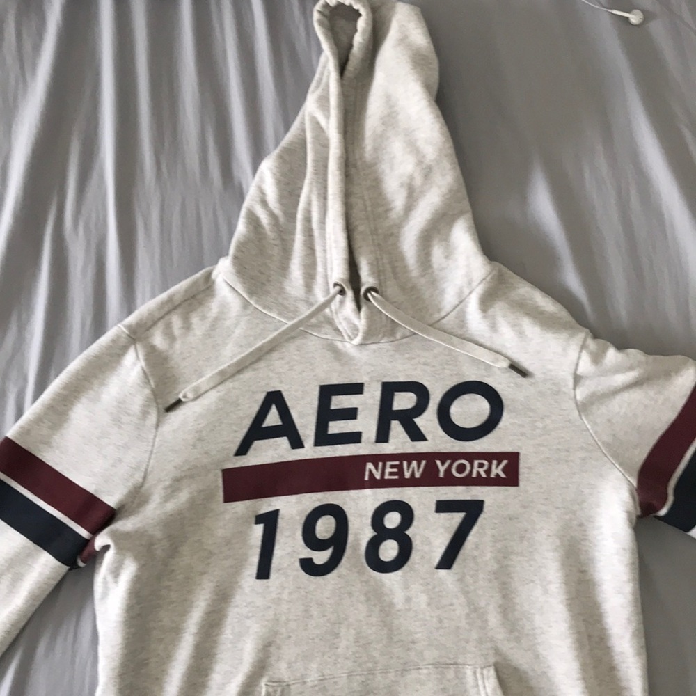 Aeropostale Cream with burgundy and navy graphics